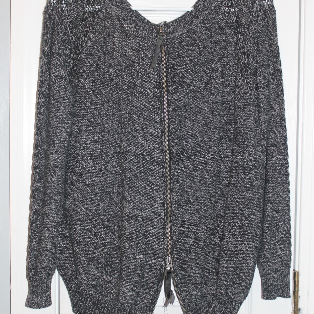 Sweater - Picture 2 of 2